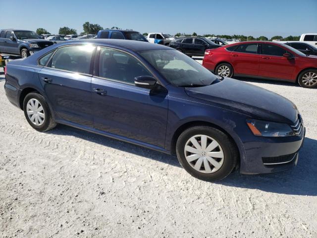 Photo 4 from auction – 2013 VOLKSWAGEN PASSAT S with VIN 1VWAP7A32DC136696
