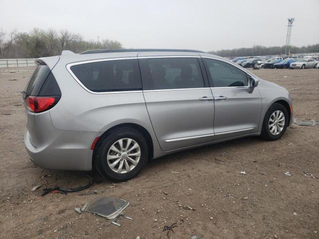 Photo 3 from auction – 2017 CHRYSLER PACIFICA T with VIN 2C4RC1BGXHR676097