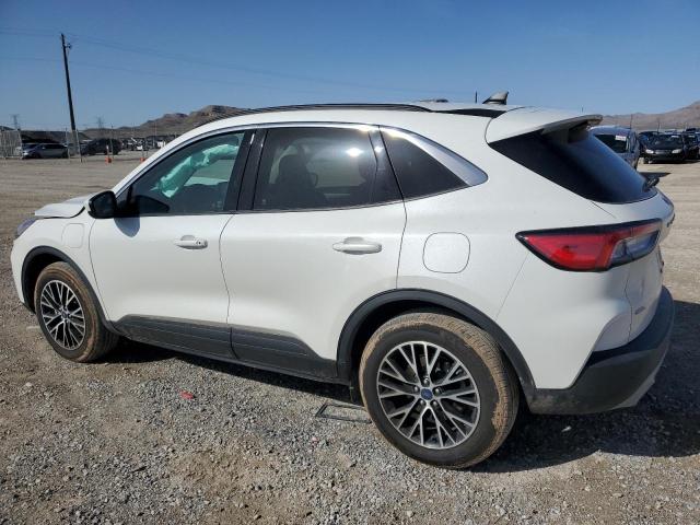 Photo 2 from auction – 2021 FORD ESCAPE SEL with VIN 1FMCU0KZ2MUB18221