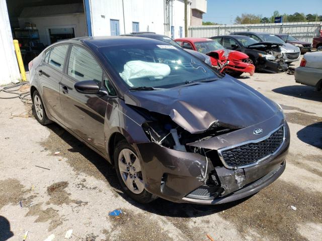 Photo 4 from auction – 2017 KIA FORTE LX with VIN 3KPFK4A75HE150762