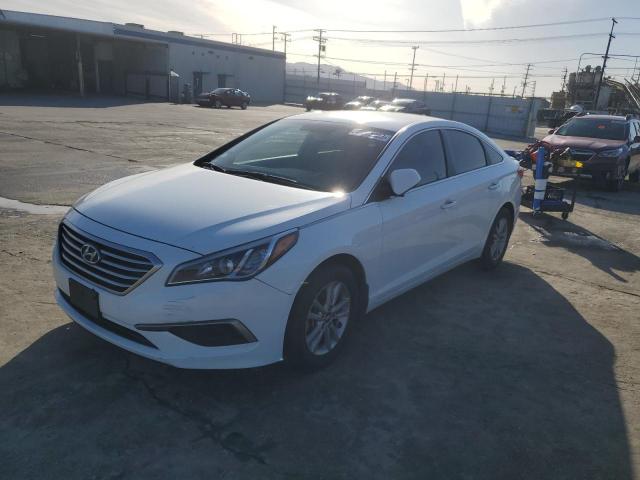 HYUNDAI SONATA SE 2016 with VIN 5NPE24AF2GH411844 - Photo from auction