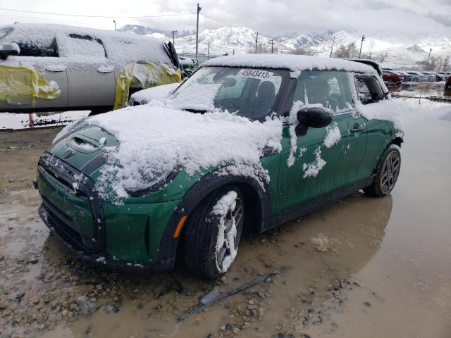 MINI COOPER SE 2023 z numerem VIN WMW13DJ09P2T83787 - Zdjęcie z aukcji