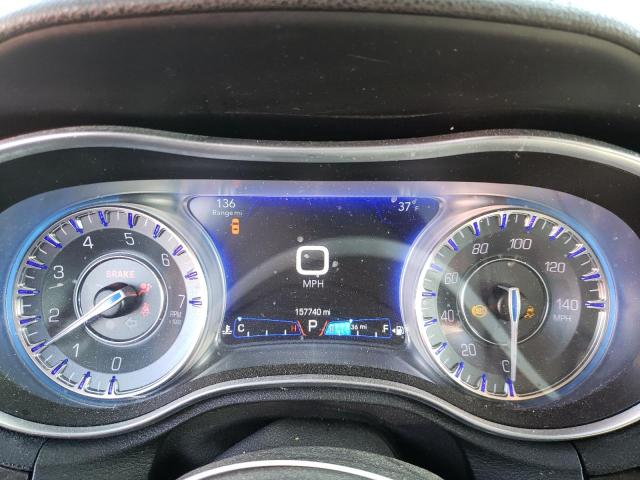 Photo 9 from auction – 2018 CHRYSLER 300 LIMITE with VIN 2C3CCAKG0JH144377