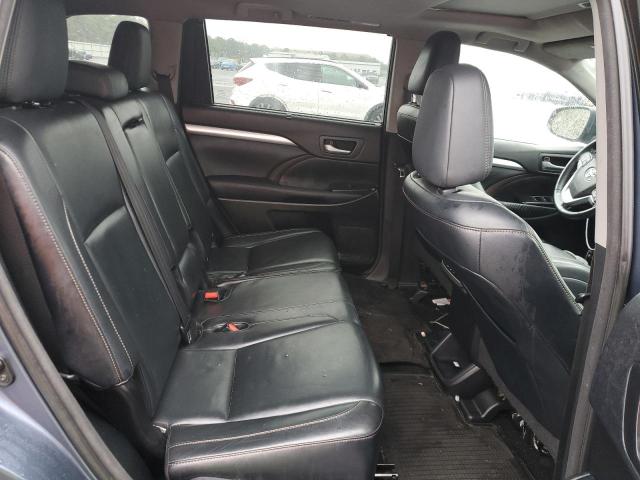 Photo 10 from auction – 2016 TOYOTA HIGHLANDER with VIN 5TDJKRFH9GS248772