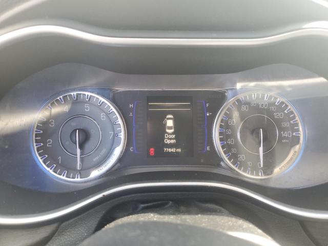 Photo 9 from auction – 2015 CHRYSLER 200 LIMITE with VIN 1C3CCCAB1FN682389