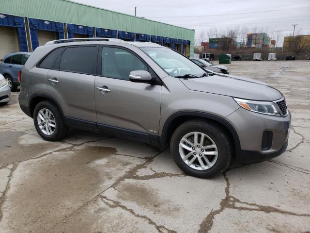 Photo 4 from auction – 2015 KIA SORENTO LX with VIN 5XYKTDA78FG647882