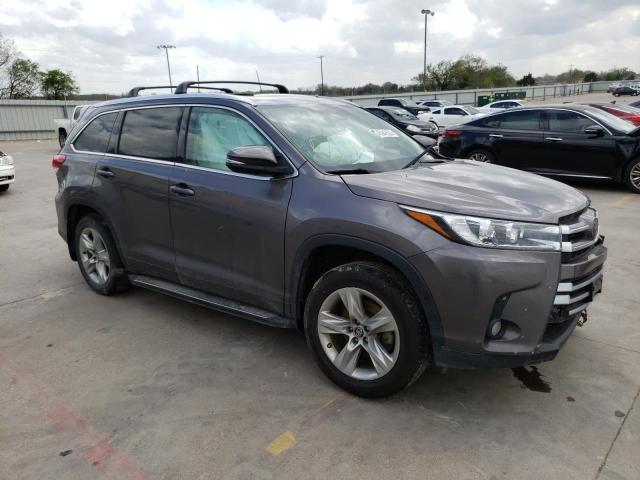 Photo 4 from auction – 2017 TOYOTA HIGHLANDER with VIN 5TDYZRFH3HS206965