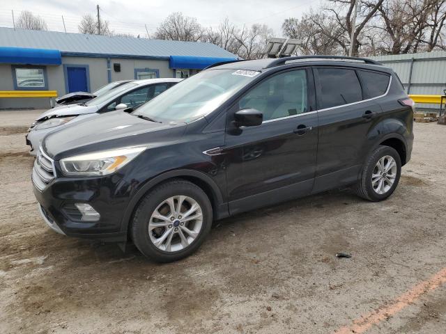FORD ESCAPE SE 2017 with VIN 1FMCU0GD8HUE56189 - Photo from auction