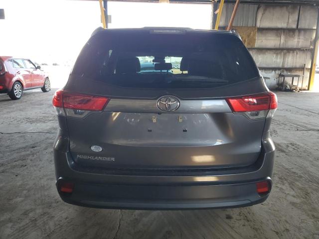 Photo 6 from auction – 2018 TOYOTA HIGHLANDER with VIN 5TDZZRFH0JS275347