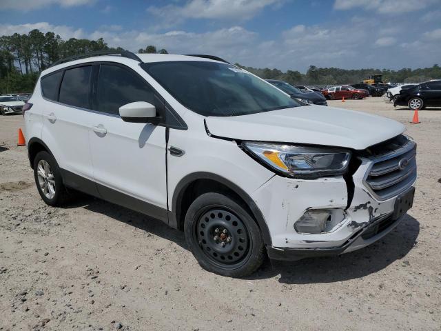Photo 4 from auction – 2018 FORD ESCAPE SE with VIN 1FMCU0GD2JUD43280