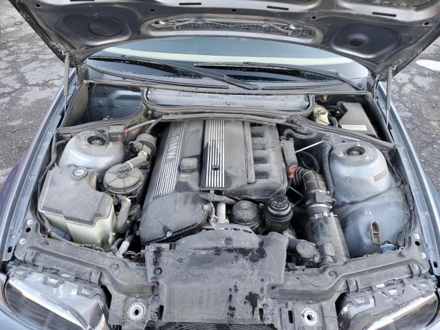 Photo 11 from auction – 2004 BMW 325 I with VIN WBAET374X4NJ80665
