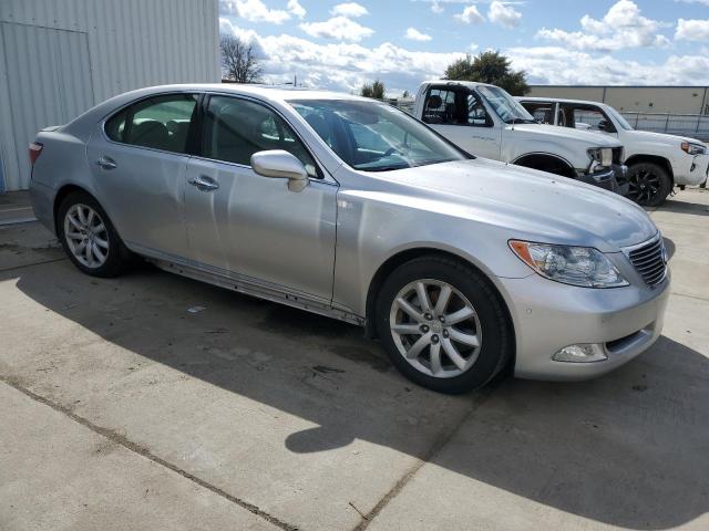 Photo 4 from auction – 2007 LEXUS LS 460 with VIN JTHBL46F175031644