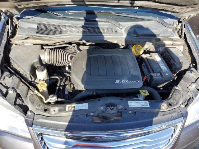 Photo 12 from auction – 2015 CHRYSLER TOWN & COU with VIN 2C4RC1BG2FR673434