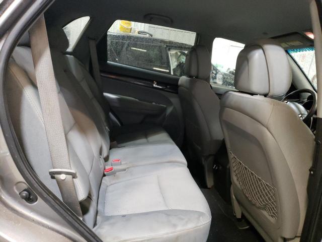 Photo 10 from auction – 2013 KIA SORENTO LX with VIN 5XYKTCA67DG397940