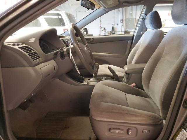Photo 7 from auction – 2004 TOYOTA CAMRY LE with VIN 4T1BE32K94U934663