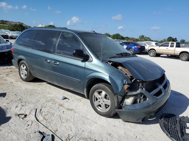 Photo 4 from auction – 2005 DODGE GRAND CARA with VIN 2D4GP44L05R401375