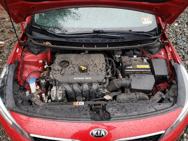 Photo 11 from auction – 2017 KIA FORTE LX with VIN 3KPFL4A78HE043248