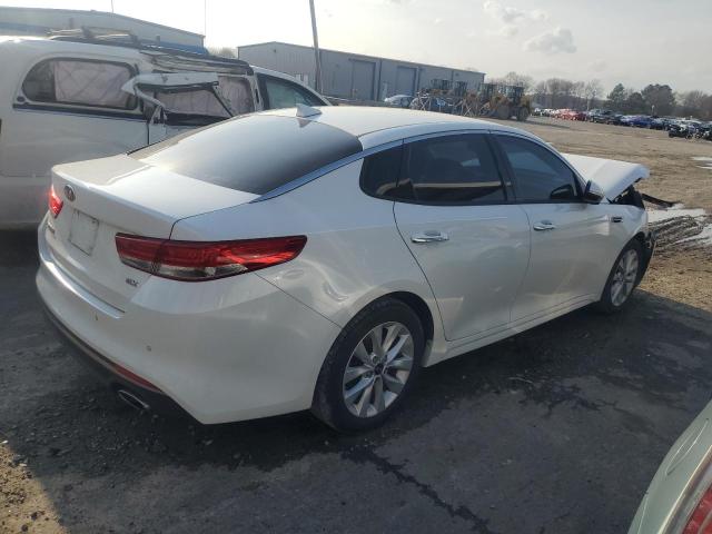 Photo 3 from auction – 2018 KIA OPTIMA EX with VIN 5XXGU4L35JG221707