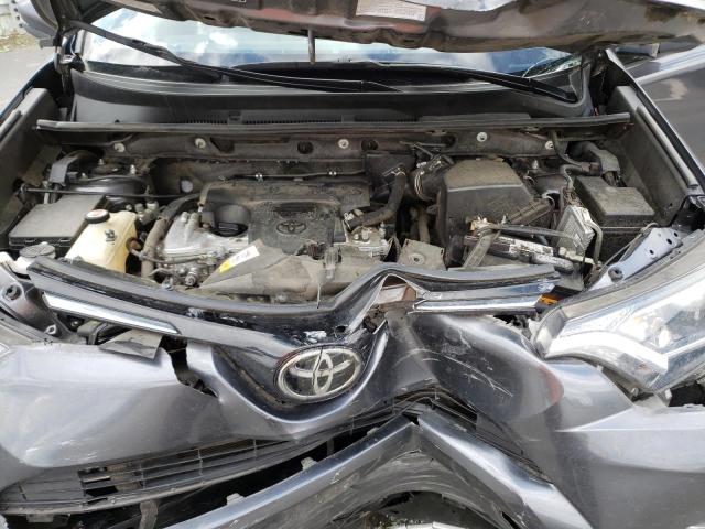 Zdjęcie 11 z aukcji – 2017 TOYOTA RAV4 XLE z VIN JTMRFREV0HD201853