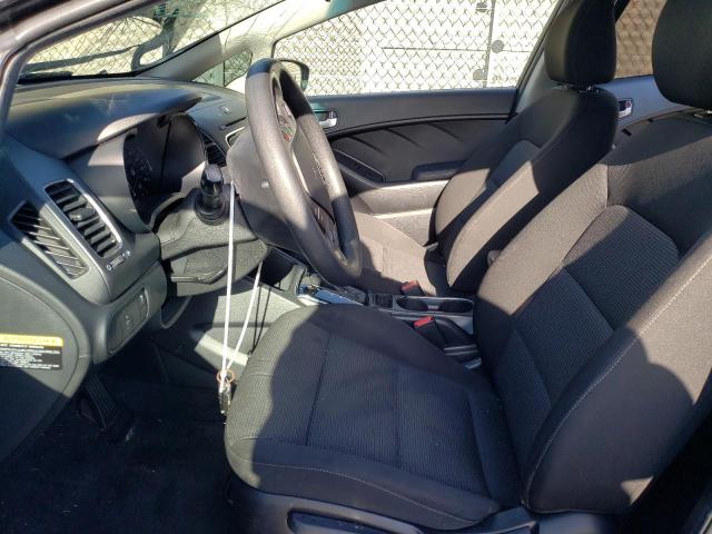 Photo 7 from auction – 2017 KIA FORTE LX with VIN 3KPFK4A71HE080581