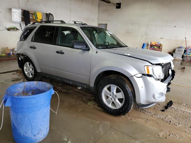Photo 4 from auction – 2010 FORD ESCAPE XLT with VIN 1FMCU9D70AKB93880