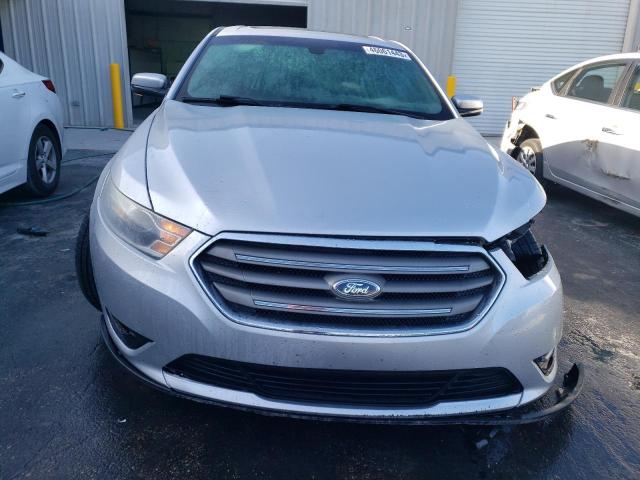 Photo 5 from auction – 2013 FORD TAURUS SEL with VIN 1FAHP2E89DG233614