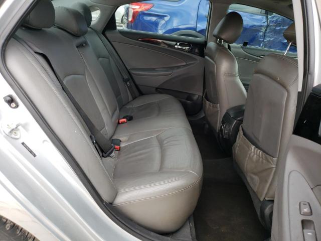 Photo 10 from auction – 2011 HYUNDAI SONATA SE with VIN 5NPEC4AC4BH170154