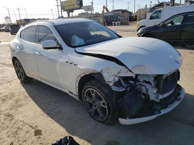Photo 4 from auction – 2017 MASERATI LEVANTE LU with VIN ZN661XUL0HX263353
