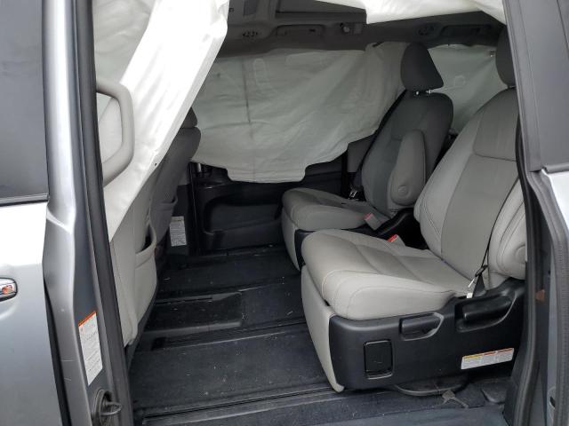 Photo 10 from auction – 2016 TOYOTA SIENNA XLE with VIN 5TDYK3DC5GS711154
