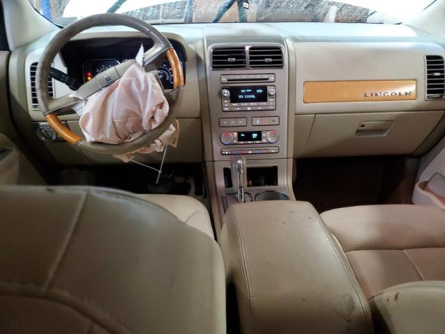 Photo 8 from auction – 2007 LINCOLN MKX with VIN 2LMDU88C57BJ32313