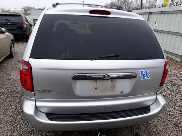 Photo 6 from auction – 2004 CHRYSLER TOWN & COU with VIN 2C8GP44R84R502453
