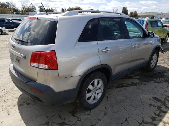 Photo 3 from auction – 2013 KIA SORENTO LX with VIN 5XYKT3A63DG363073