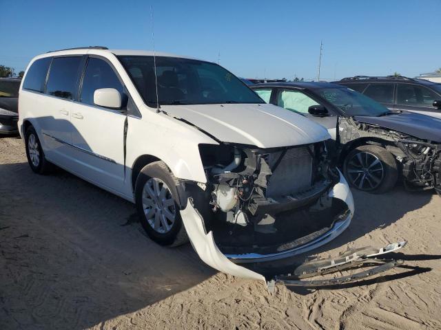 Photo 4 from auction – 2012 CHRYSLER TOWN & COU with VIN 2C4RC1BG1CR189928