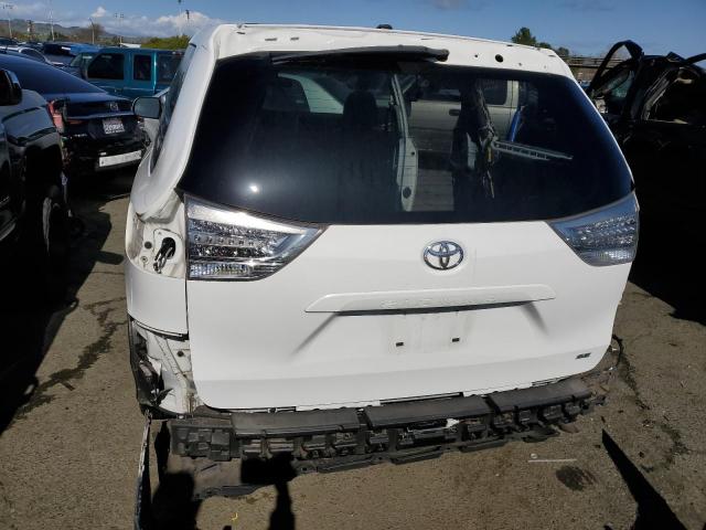 Photo 6 from auction – 2016 TOYOTA SIENNA SE with VIN 5TDXK3DC5GS762696