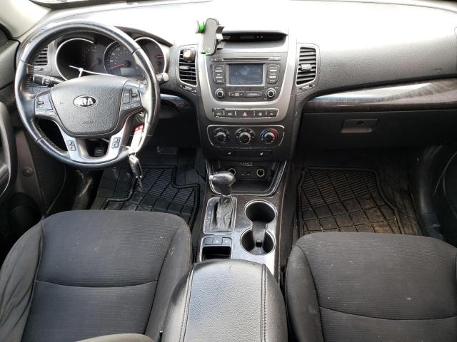 Photo 8 from auction – 2014 KIA SORENTO LX with VIN 5XYKT4A63EG465979