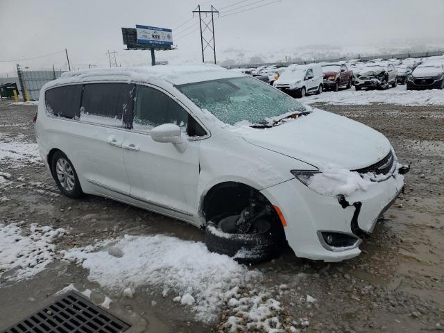 Photo 4 from auction – 2018 CHRYSLER PACIFICA T with VIN 2C4RC1BGXJR119275