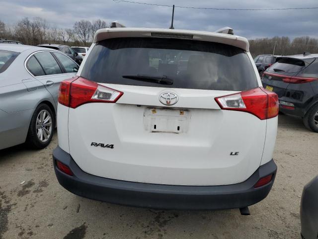 Photo 6 from auction – 2015 TOYOTA RAV4 LE with VIN JTMZFREV4FD045989