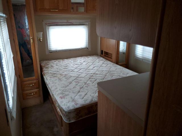 Photo 6 from auction – 1999 FORD F550 SUPER with VIN 3FCMF53S2XJA24593