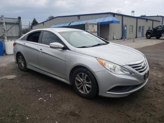 Photo 4 from auction – 2014 HYUNDAI SONATA GLS with VIN 5NPEB4AC1EH903719