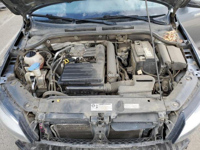 Photo 11 from auction – 2017 VOLKSWAGEN JETTA S with VIN 3VW2B7AJ6HM379420
