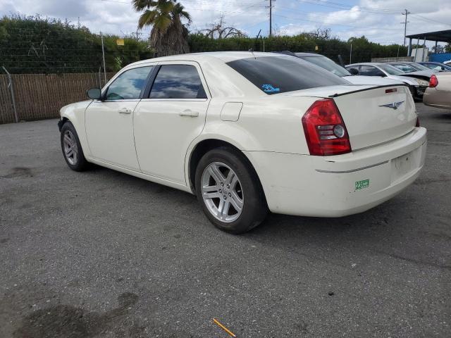 Photo 2 from auction – 2008 CHRYSLER 300 LX with VIN 2C3KA43R28H186837