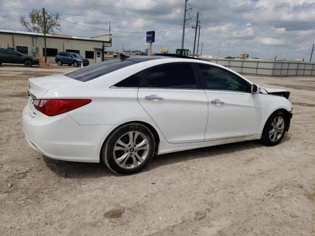 Photo 3 from auction – 2012 HYUNDAI SONATA SE with VIN 5NPEC4AC3CH461035