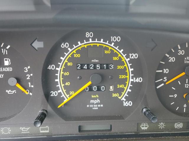 Photo 9 from auction – 1995 MERCEDES-BENZ E 320 BASE with VIN WDBEA32E5SC264151