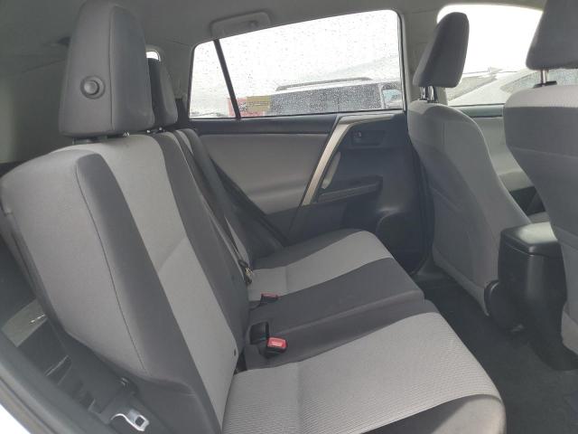 Photo 11 from auction – 2014 TOYOTA RAV4 LE with VIN JTMBFREV1ED094437