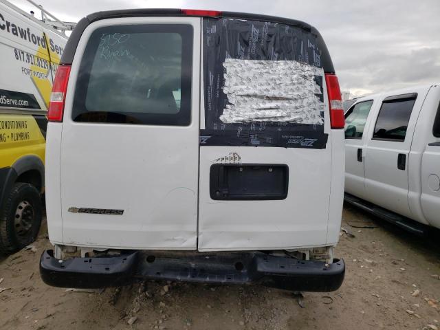 Photo 6 from auction – 2018 CHEVROLET EXPRESS G2 with VIN 1GCWGAFP3J1310994