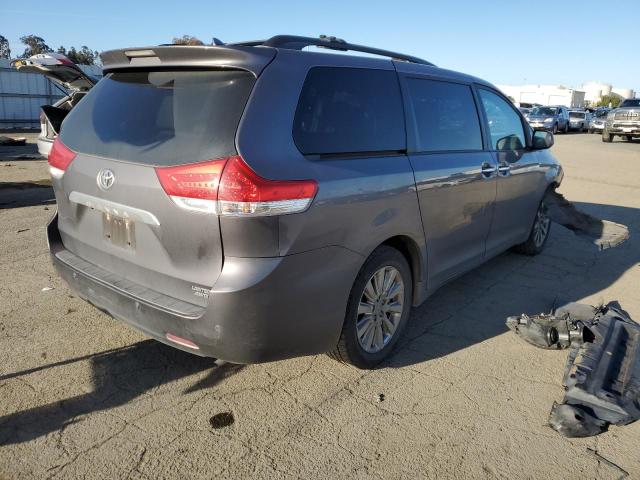 Photo 3 from auction – 2011 TOYOTA SIENNA XLE with VIN 5TDDK3DC7BS003088