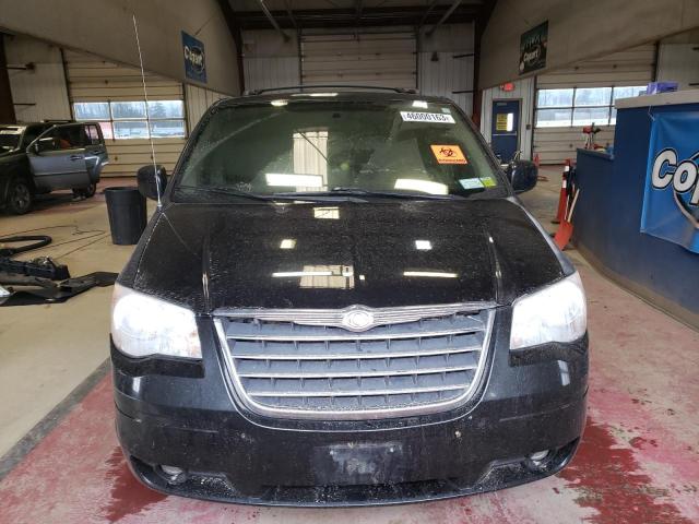 Photo 5 from auction – 2010 CHRYSLER TOWN & COU with VIN 2A4RR5D15AR271022