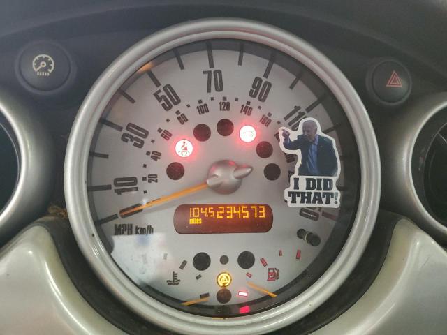 Photo 9 from auction – 2004 MINI COOPER with VIN WMWRC33474TC52427