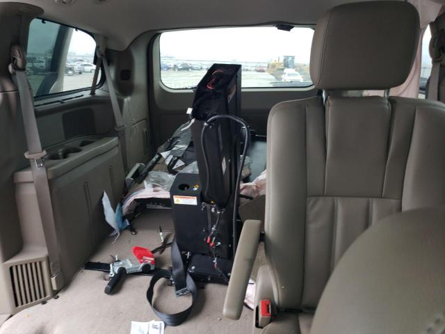 Photo 10 from auction – 2013 CHRYSLER TOWN & COU with VIN 2C4RC1BG0DR540488