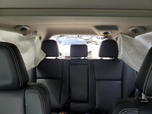 Photo 10 from auction – 2018 TOYOTA RAV4 LIMIT with VIN 2T3DFREV8JW718790